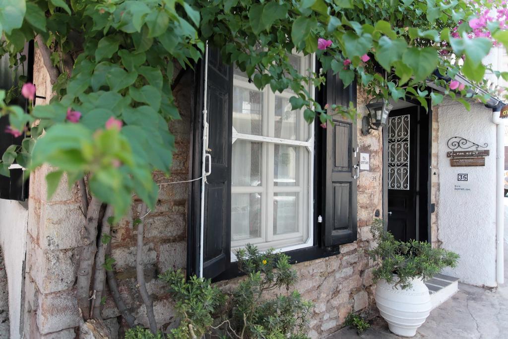 To Spitaki Apartments Galaxídhion Dış mekan fotoğraf